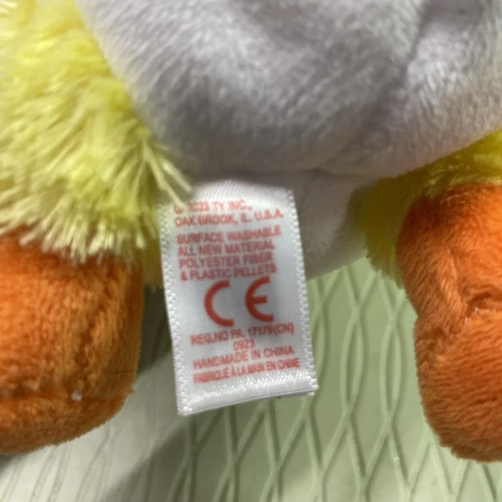 TY BEANIE BOO PEETIE THE YELLOW CHICK 15CM BRAND‎ NEW WITH TAGS EASTER BOOS